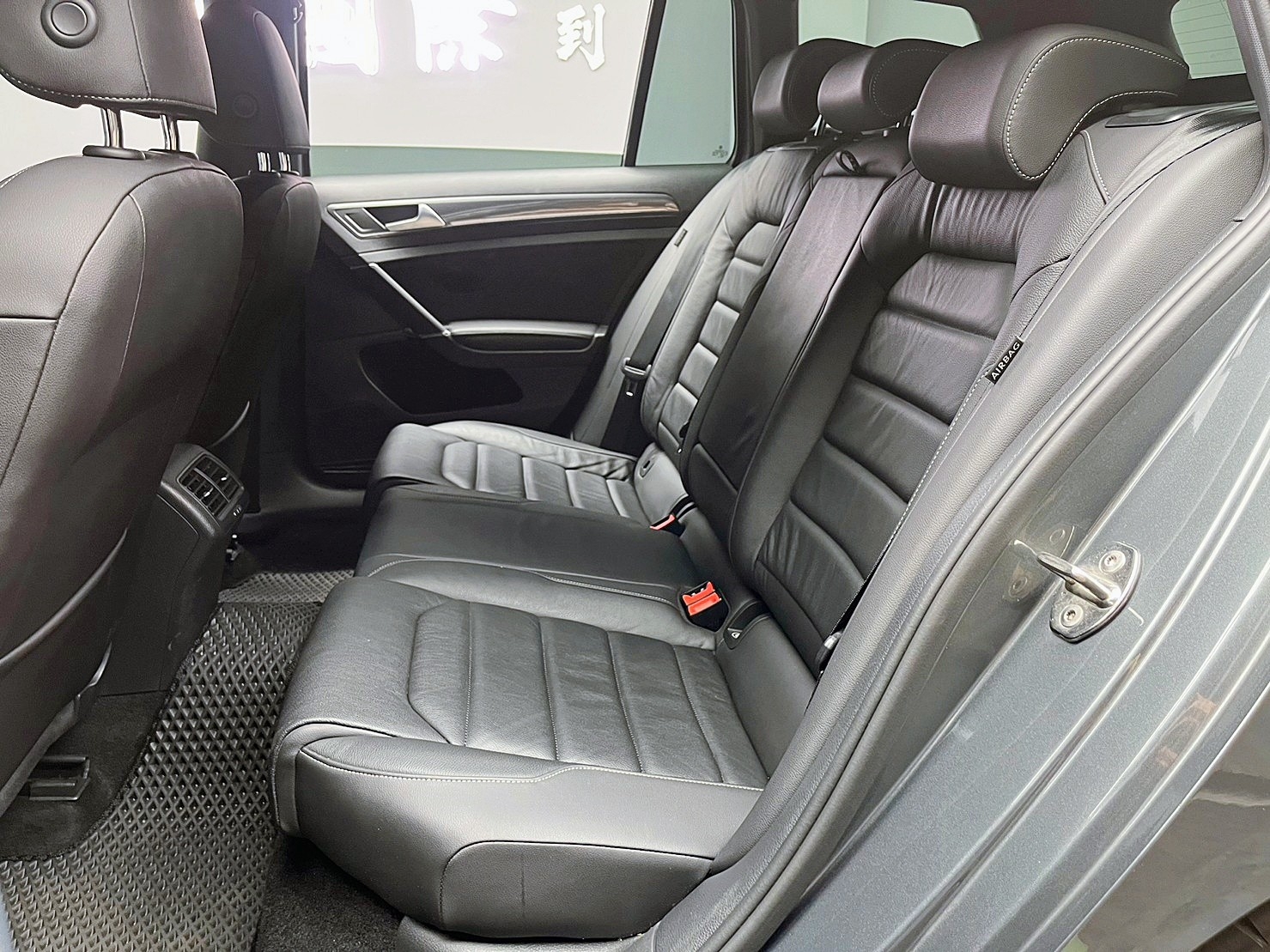 🔥2020 VW Golf Variant 280 TSI R-Line 省油稅 旅行車 DY音響 升級18吋鋁圈 新車保固 🔥(237)【阿龍中古車 0968-691-205】  第9張相片