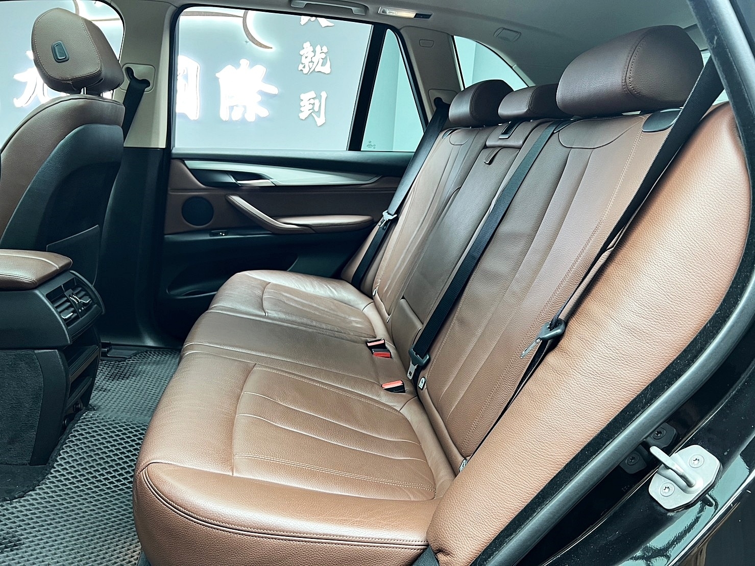 🔥2014式 F15 BMW X5 xDrive30d 全景天窗/電尾門🔥(218)【阿龍中古車 0968-691-205】  第2張相片