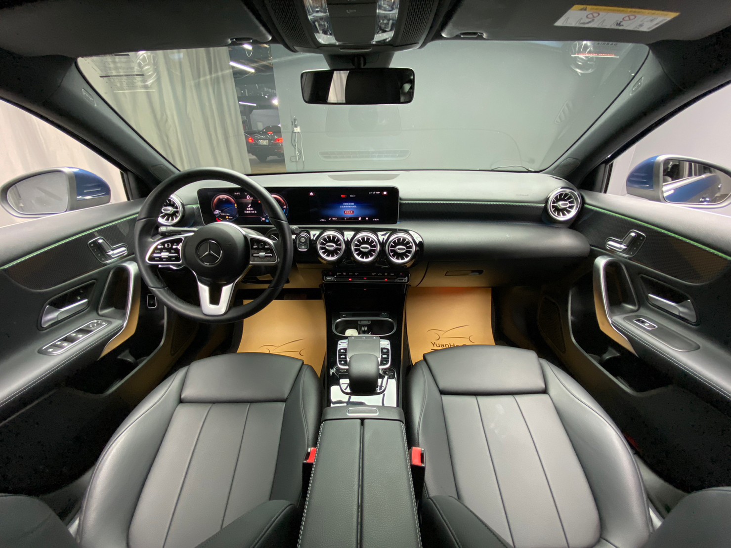🔥 2020 V177 M-Benz A200 Sedan 1.3 數位座艙 氣氛燈 自動停車 僅跑1萬 KM🔥(252)【阿龍中古車 0968-691-205】  第3張相片