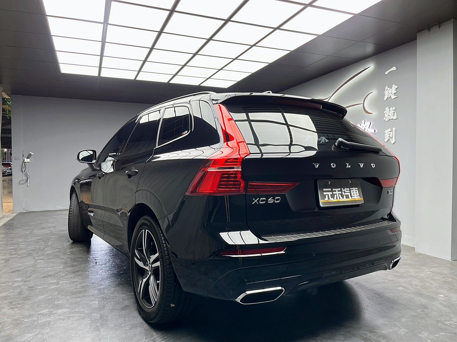 🔥2021 VOLVO XC60 B5 R版 48V輕油電 ACC跟車 HUD抬顯 HK音響 🔥(193)【阿龍中古車 0968-691-205】  第9張相片