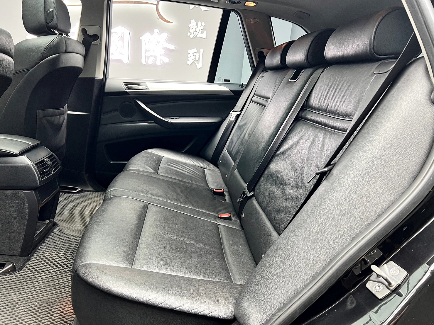 🔥2012 E70 BMW X5 xDrive30d 全景天窗/電尾門/優質車況🔥(160)【阿龍中古車 0968-691-205】  第2張相片