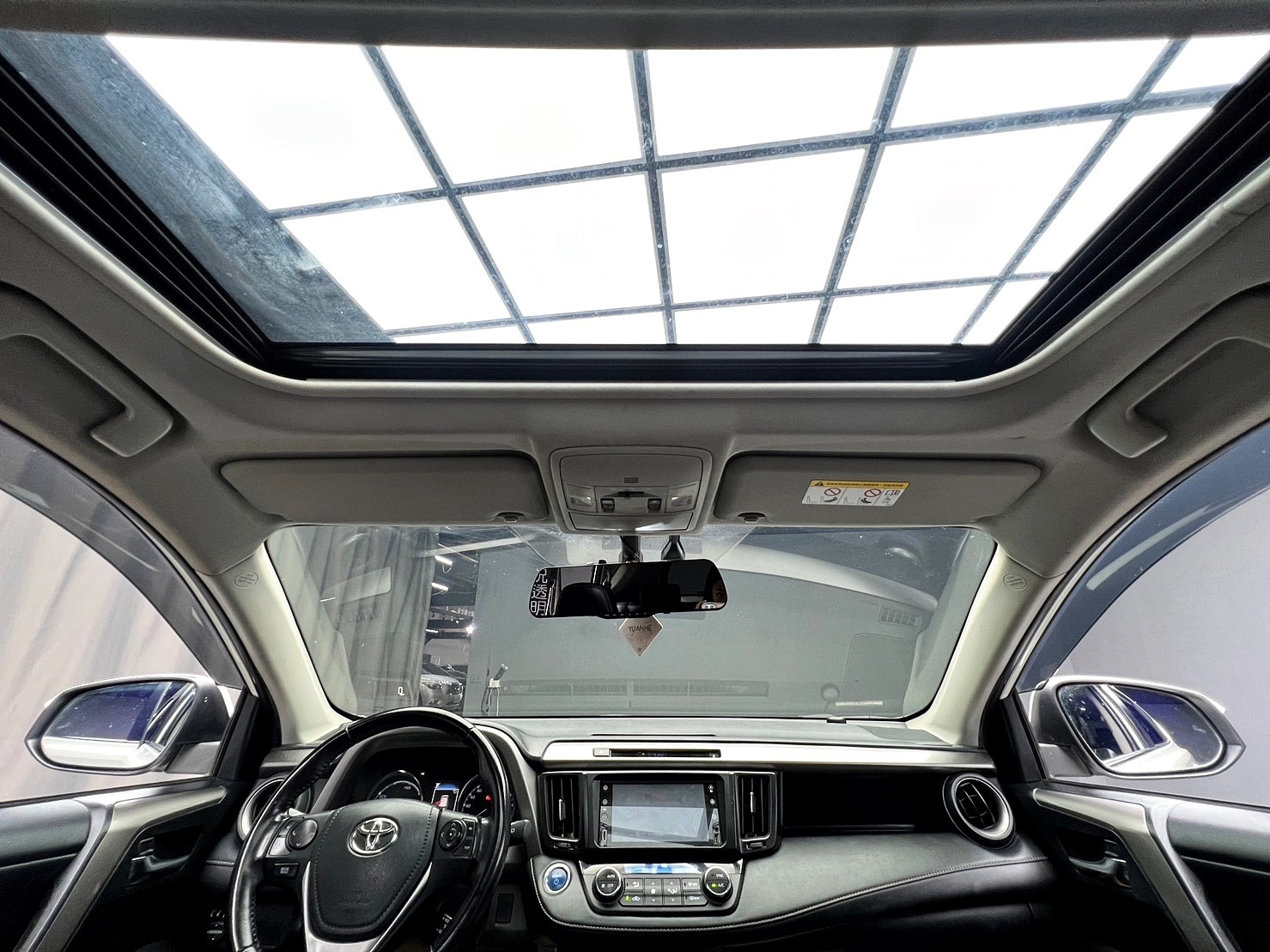 🔥2016 Toyota RAV4  2.5 Hybrid 尊爵版 油電 前後LED/盲點/電尾門/抬顯🔥(229)【阿龍中古車 0968-691-205】  第4張相片