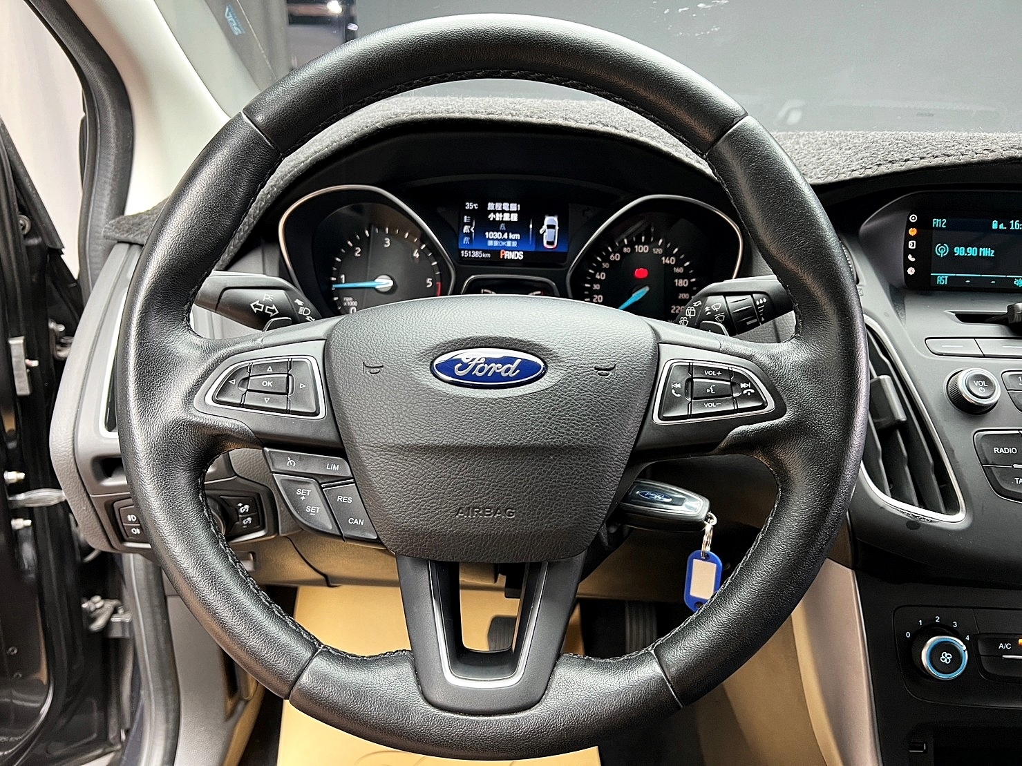 🔥2017式 FORD Focus 5D 柴油時尚型 實惠國產 掀背🔥(237)【阿龍中古車 0968-691-205】  第6張相片