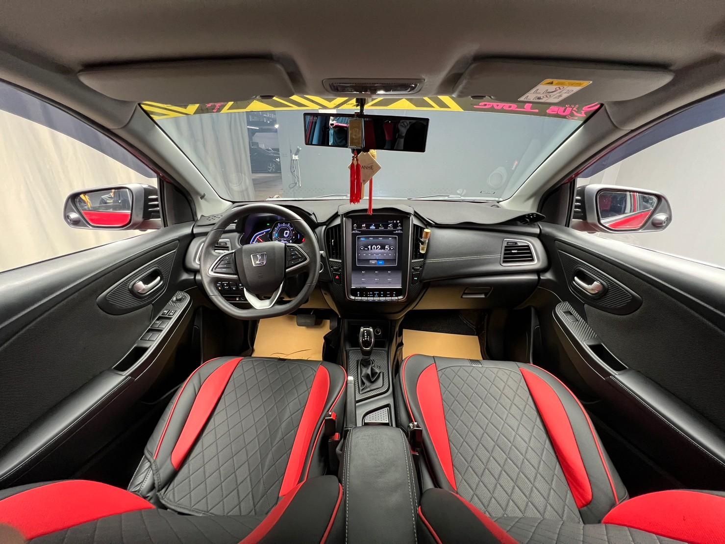 🔥2018 Luxgen 納智捷 U5 1.6 AR環景版 自動停車/升級電尾門🔥(201)【阿龍中古車 0968-691-205】  第5張相片