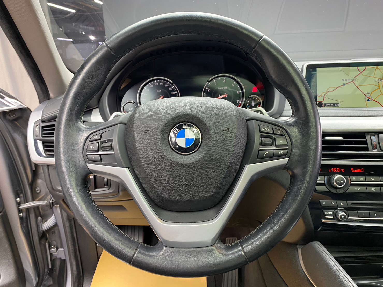 🔥2015 F16 BMW X6 xDrive35i 天窗/環景/HUD抬顯🔥(230)【阿龍中古車 0968-691-205】  第5張相片