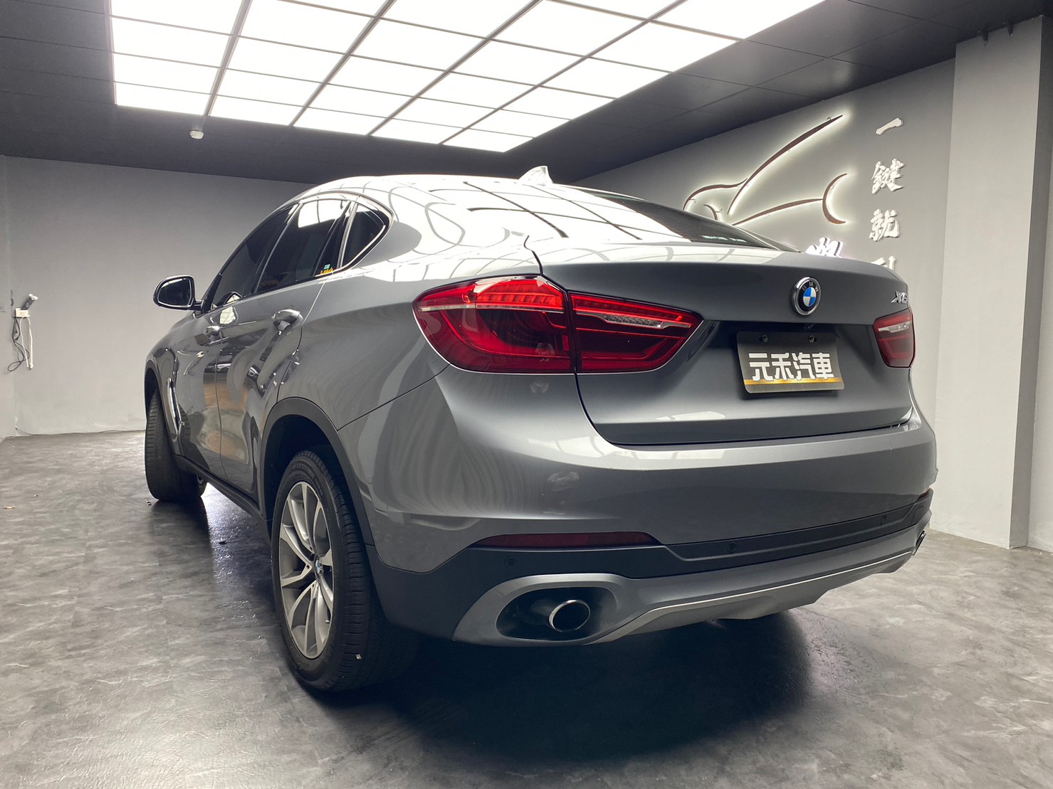 🔥2015 F16 BMW X6 xDrive35i 天窗/環景/HUD抬顯🔥(230)【阿龍中古車 0968-691-205】  第9張相片