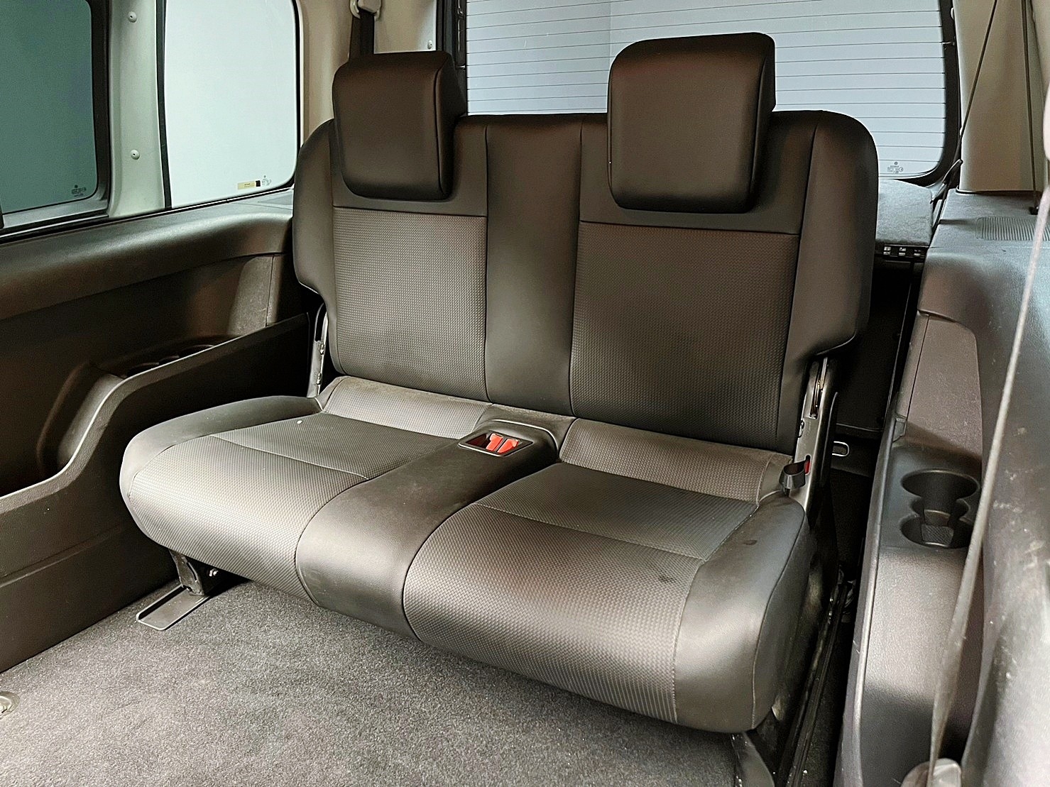 🔥2017式 VW Caddy Maxi 四代改款 七人座 廂型休旅🔥(241)【阿龍中古車 0968-691-205】  第7張相片