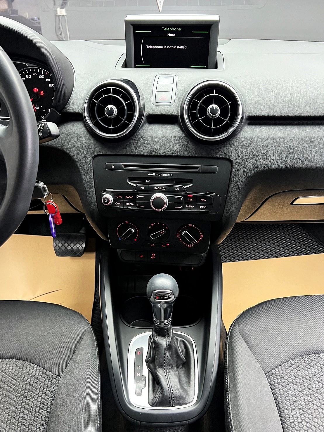 🔥2013 Audi A1 Sportback 跑少輕巧都會小掀背🔥(225)【阿龍中古車 0968-691-205】  第5張相片