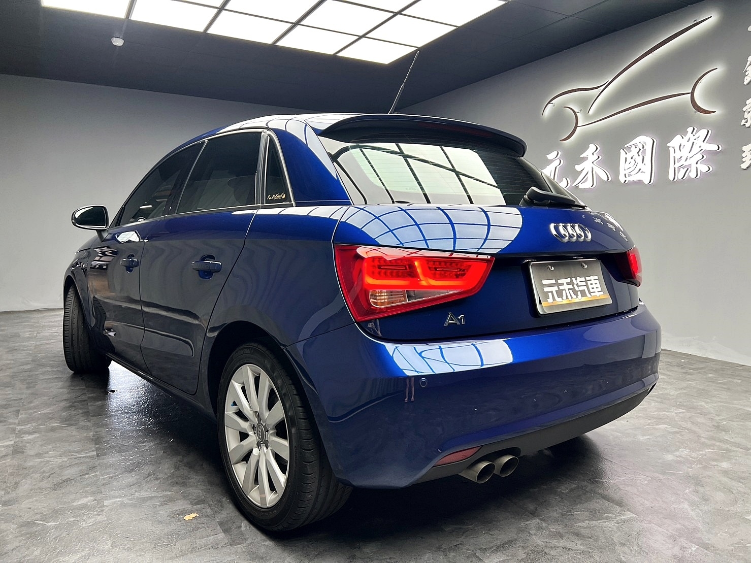 🔥2013 Audi A1 Sportback 跑少輕巧都會小掀背🔥(225)【阿龍中古車 0968-691-205】  第9張相片
