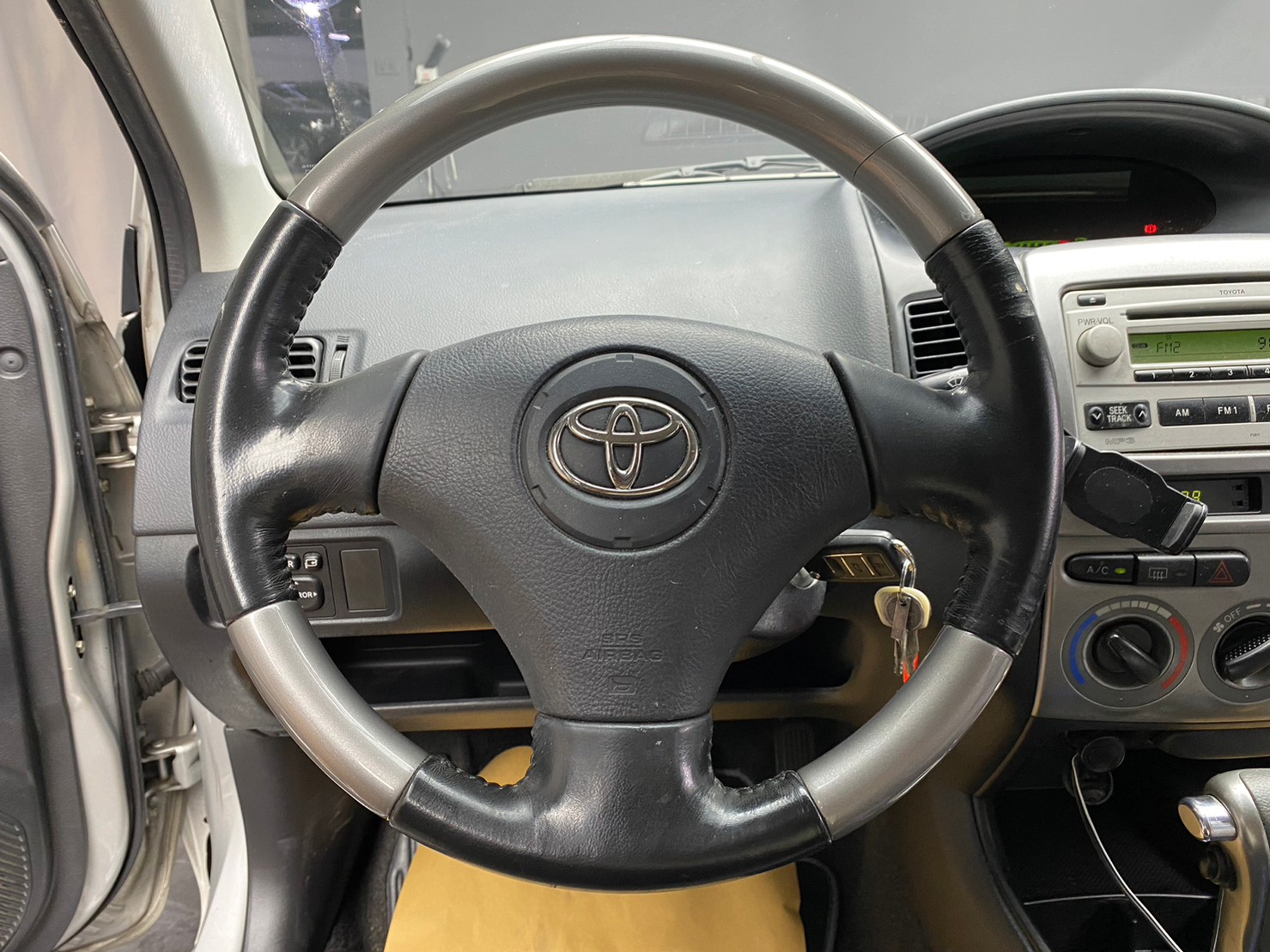 🔥2009  Toyota Vios 1.5 E版 超實用 代步車 🔥(028)【阿龍中古車 0968-691-205】  第4張相片