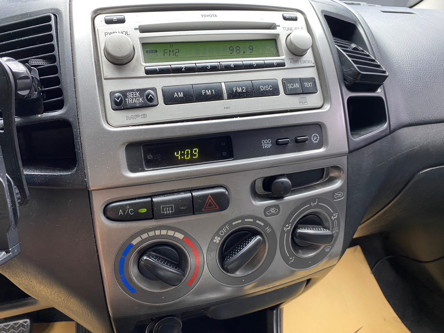 🔥2009  Toyota Vios 1.5 E版 超實用 代步車 🔥(028)【阿龍中古車 0968-691-205】  第5張相片