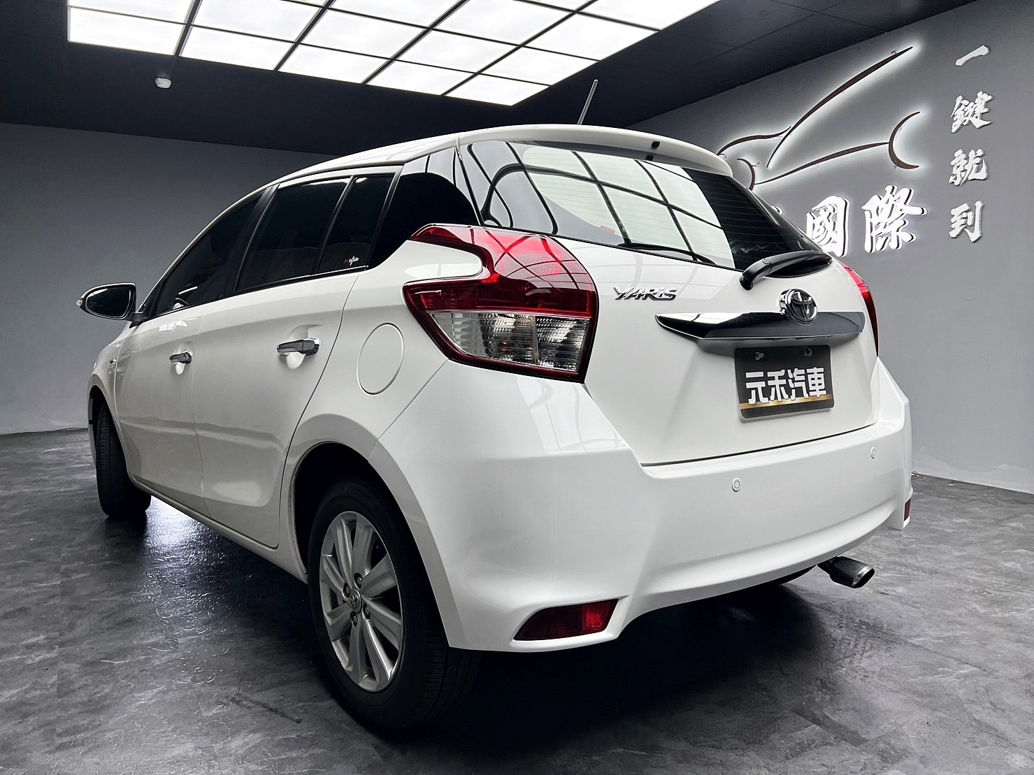 🔥2015式 Toyota Yaris 經典版 大鴨 神級小車🔥(260)【阿龍中古車 0968-691-205】  第9張相片