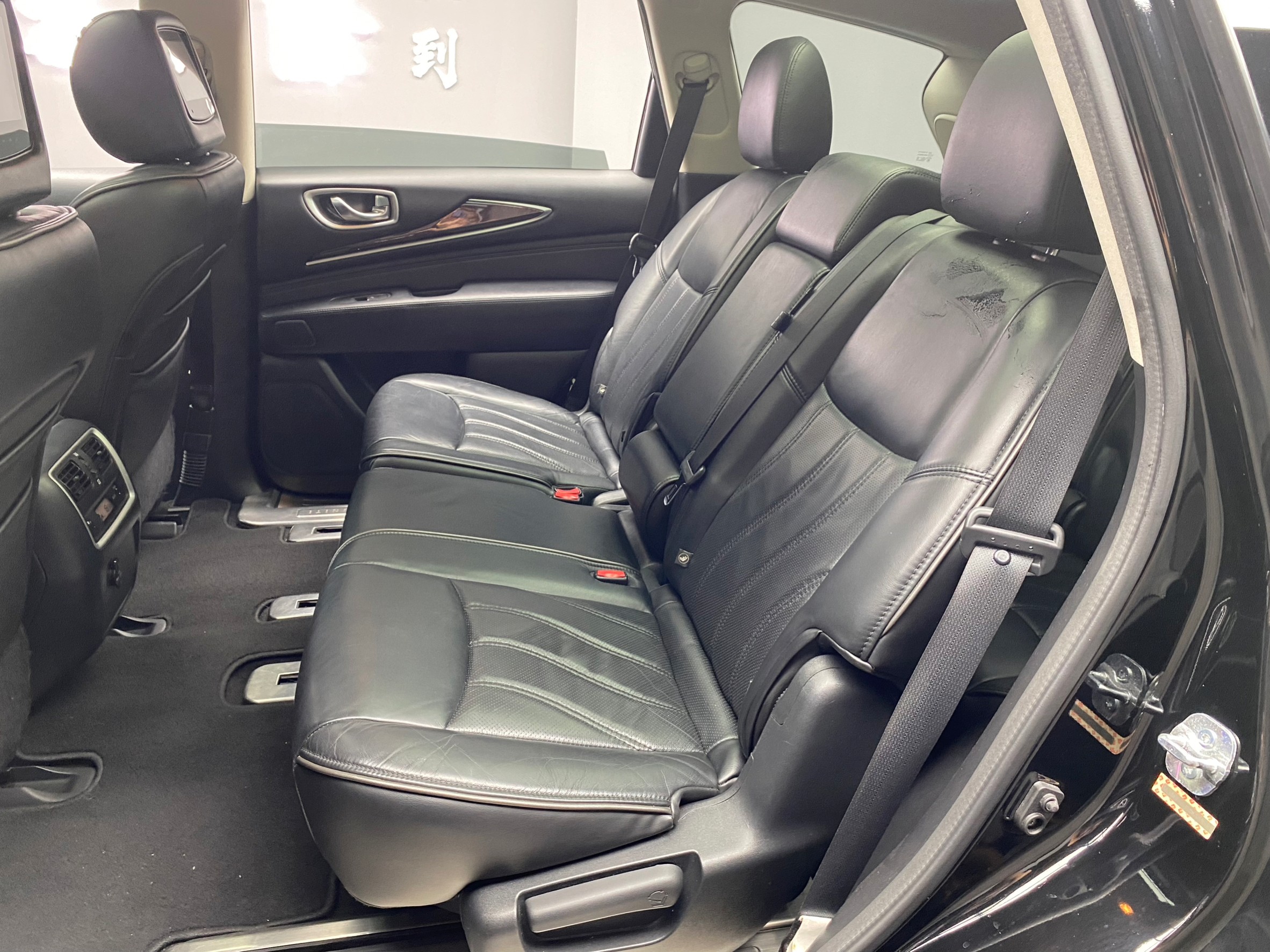 🔥2015式 INFINITI QX60  Hybrid 稀有 油電 四驅 七人座 環景 ACC跟車 BOSE 🔥(255)【阿龍中古車 0968-691-205】【父親節特惠好禮雙重奏✔️饗食天堂餐券4張+✔️開運888紅包】  第2張相片