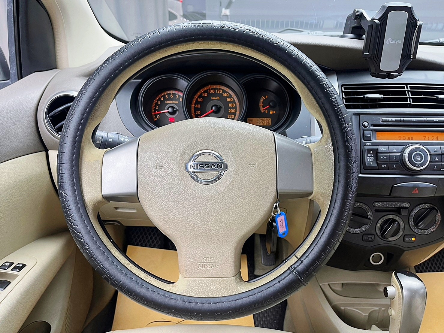 🔥2010式 樂威娜 Nissan Livina B 超省油買菜車 代步車 🔥(201)【阿龍中古車 0968-691-205】【父親節特惠好禮雙重奏✔️饗食天堂餐券4張+✔️開運888紅包】  第4張相片