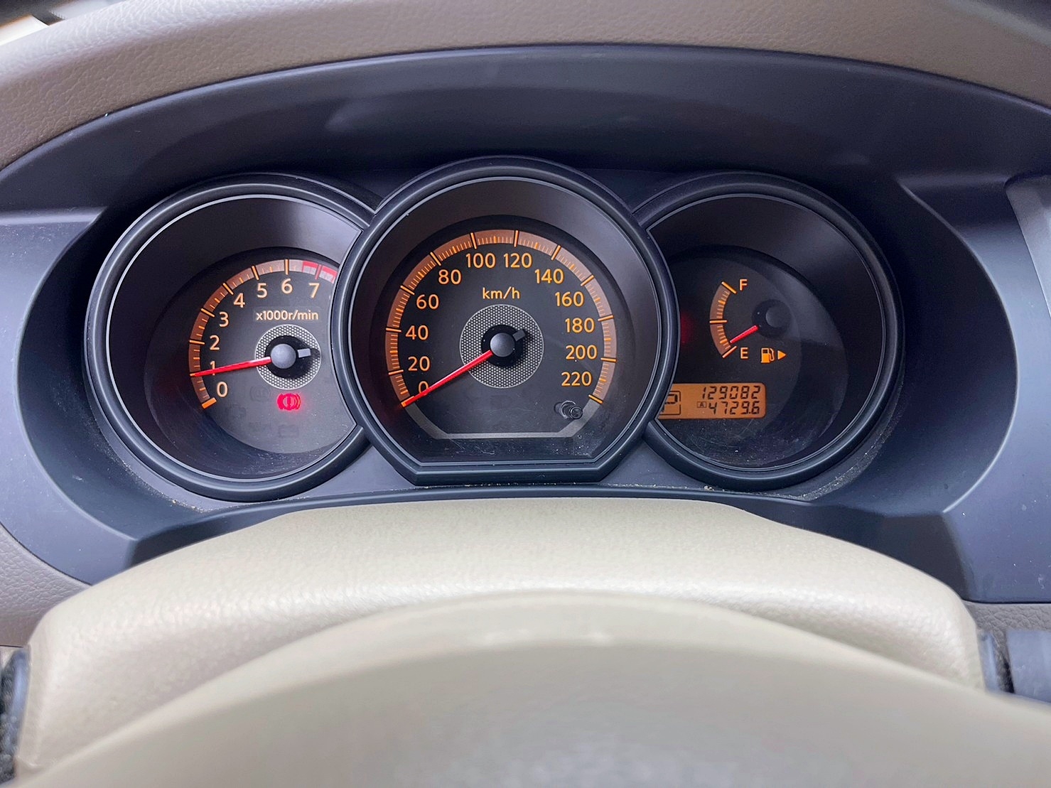🔥2010式 樂威娜 Nissan Livina B 超省油買菜車 代步車 🔥(201)【阿龍中古車 0968-691-205】【父親節特惠好禮雙重奏✔️饗食天堂餐券4張+✔️開運888紅包】  第8張相片