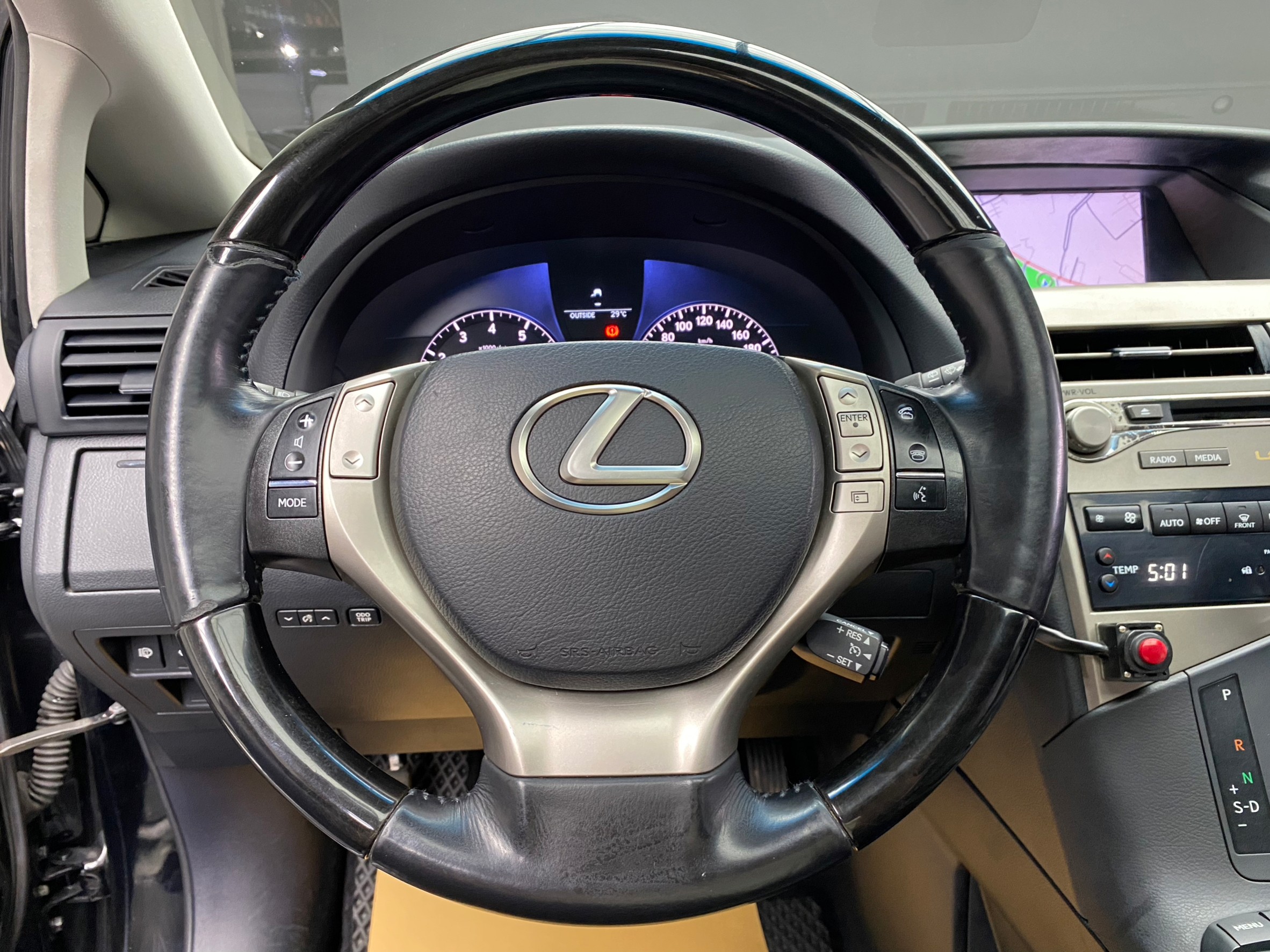 🔥2013 Lexus RX270 頂級版 雙電動椅 天窗 高妥善率 🔥(044)【阿龍中古車 0968-691-205】【父親節特惠好禮雙重奏✔️饗食天堂餐券4張+✔️開運888紅包】  第5張相片