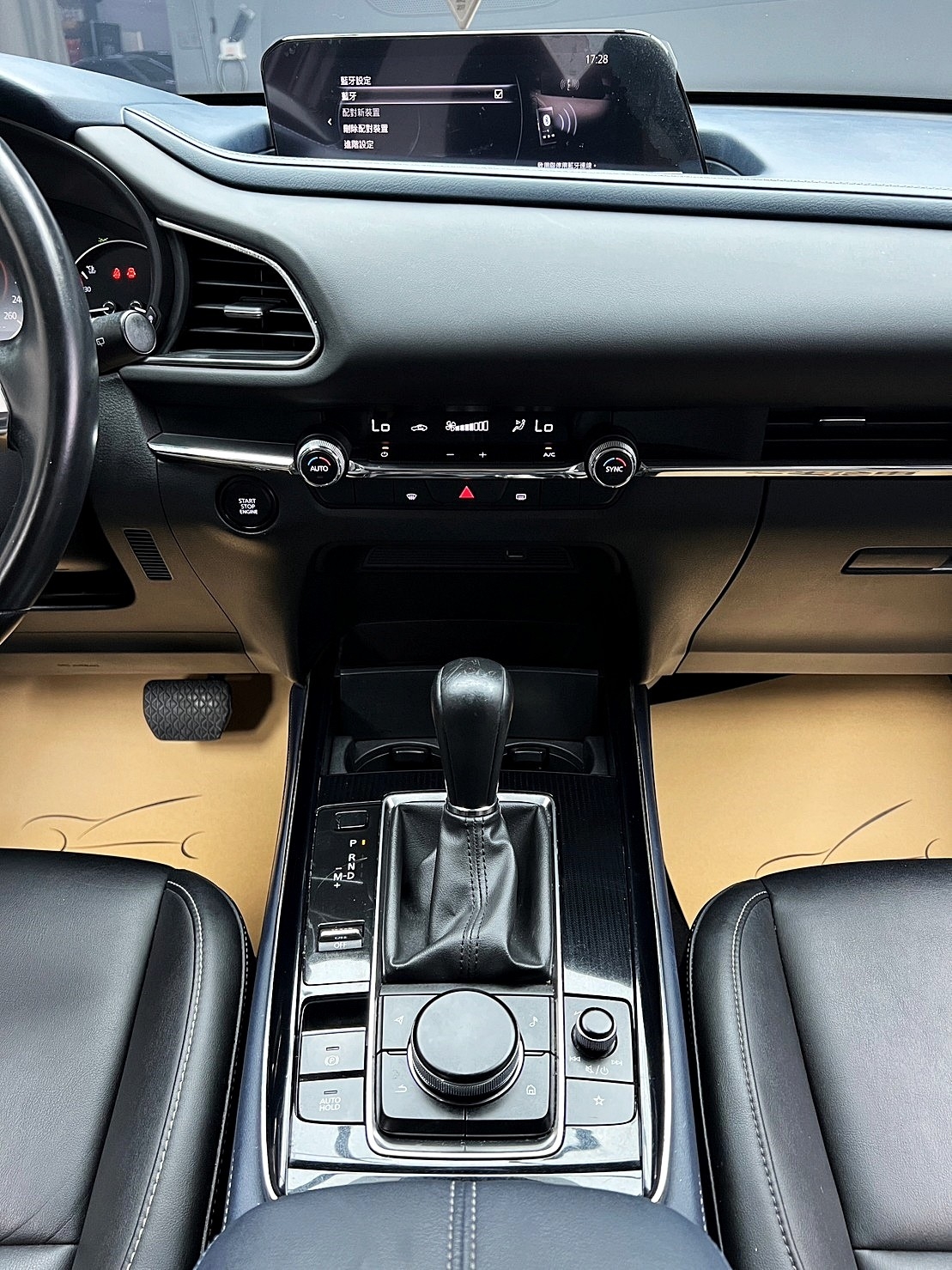 🔥2020 馬自達 Mazda CX30 頂級型 ACC跟車 🔥(103)【阿龍中古車 0968-691-205】【父親節特惠好禮雙重奏✔️饗食天堂餐券4張+✔️開運888紅包】  第4張相片