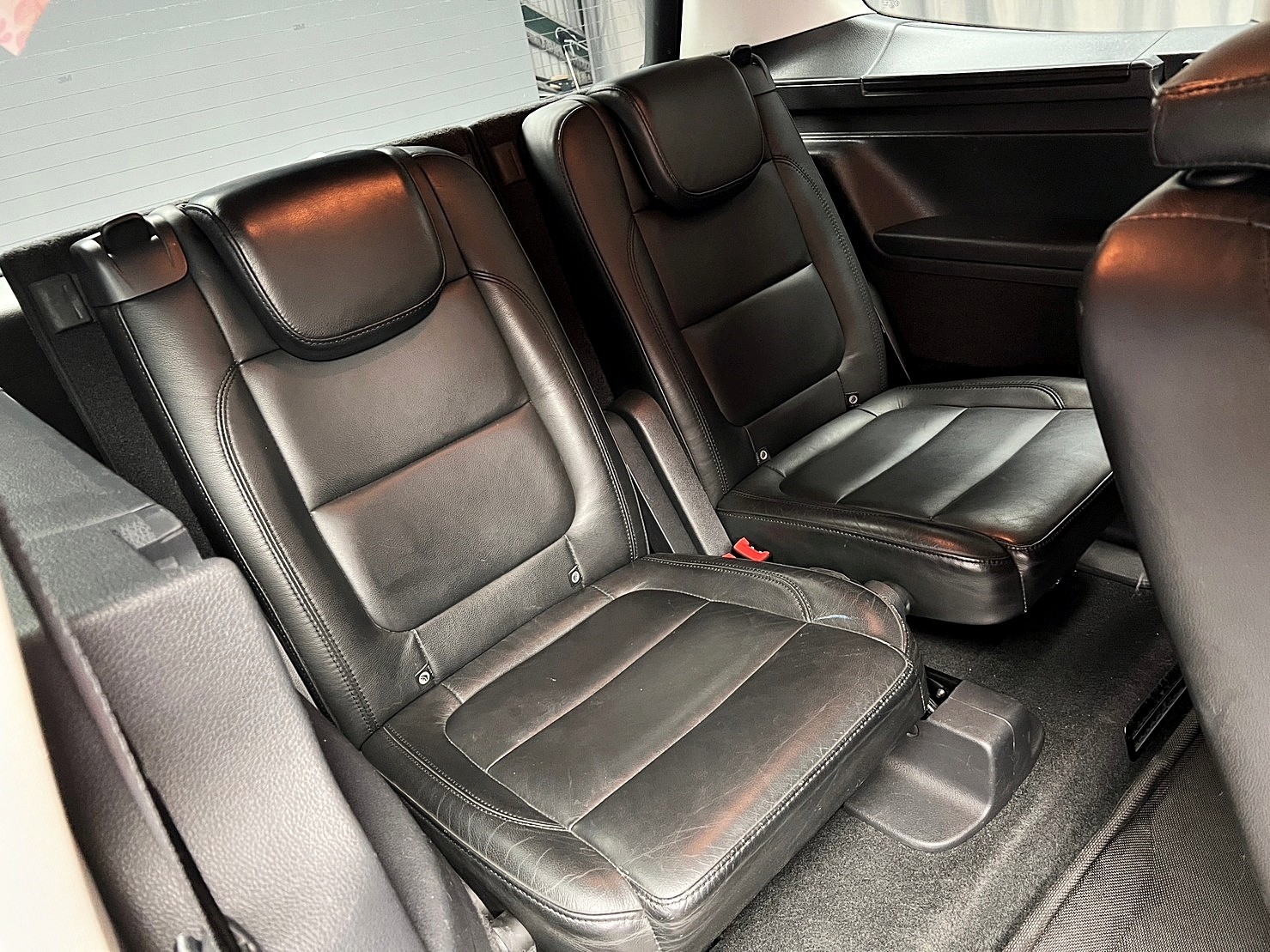 🔥2014 VW Sharan BMT Comfortine 雪倫 安卓機/環景 柴油 七人座 🔥(199)【阿龍中古車 0968-691-205】【父親節特惠好禮雙重奏✔️饗食天堂餐券4張+✔️開運888紅包】  第3張相片