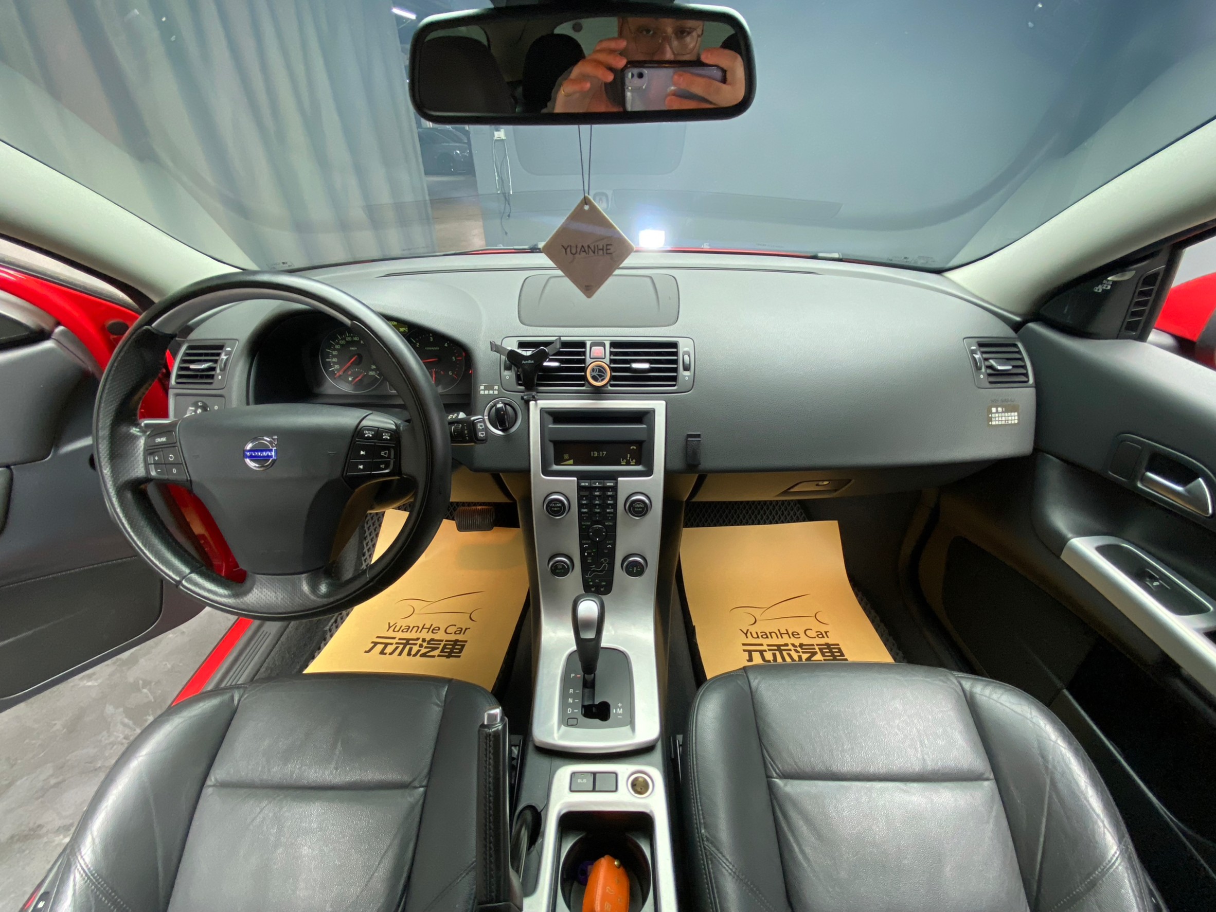 🔥2013式 Volvo C30 D4 地表最硬 柴油 三門 小鋼炮 🔥(238)【阿龍中古車 0968-691-205】【父親節特惠好禮雙重奏✔️饗食天堂餐券4張+✔️開運888紅包】  第3張相片