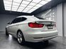 🔥2016式 BMW F34 320i GT 閃耀版全景天窗 電尾翼 Luxury Line套件 320GT 🔥(077)【阿龍中古車 0968-691-205】【父親節特惠好禮雙重奏✔️饗食天堂餐券4張+✔️開運888紅包】  第9張縮圖