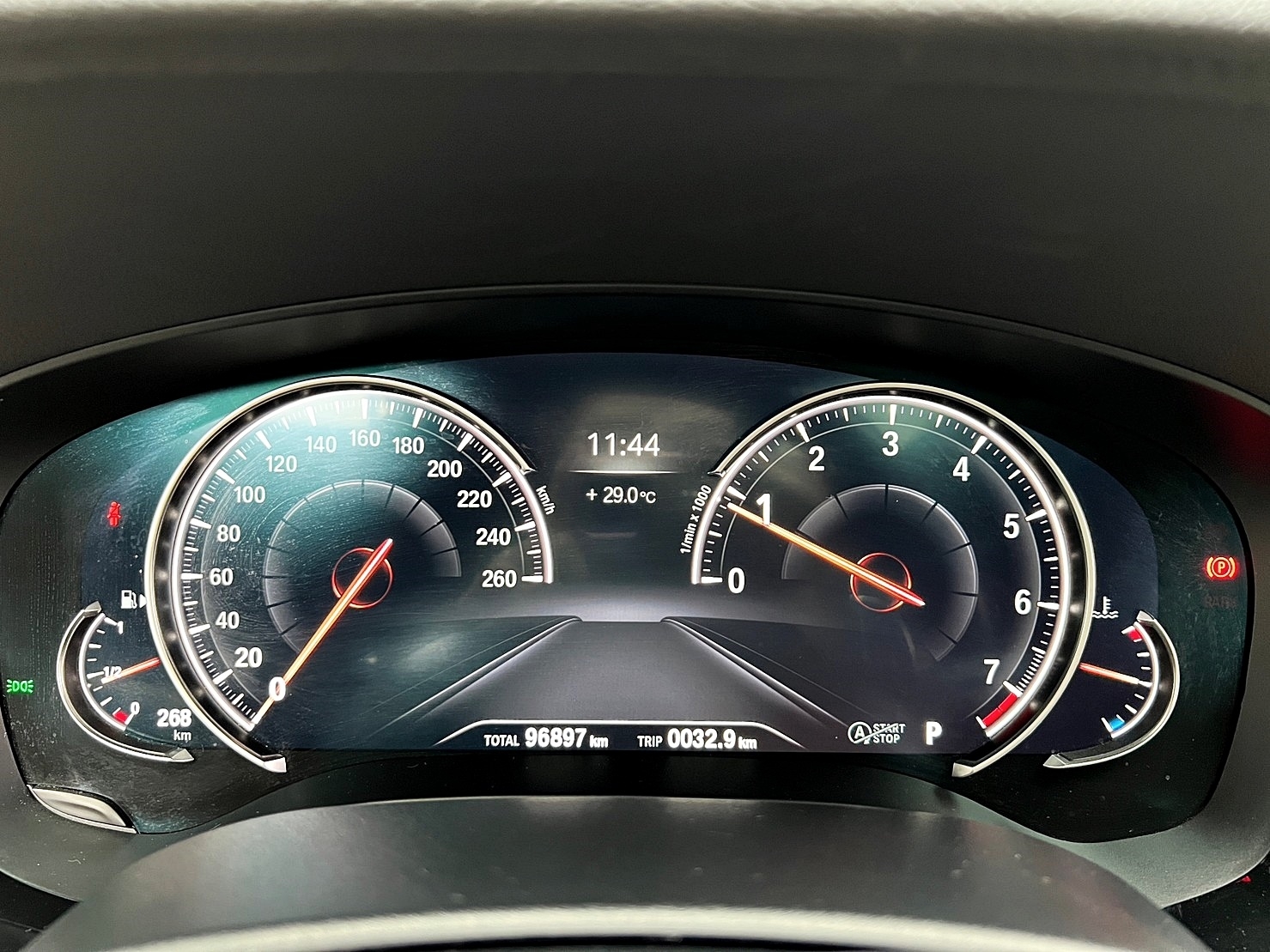🔥2018式 BMW G32 630i GT M 5AS 電尾翼 HK音響 🔥(037)【阿龍中古車 0968-691-205】【父親節特惠好禮雙重奏✔️饗食天堂餐券4張+✔️開運888紅包】  第6張相片