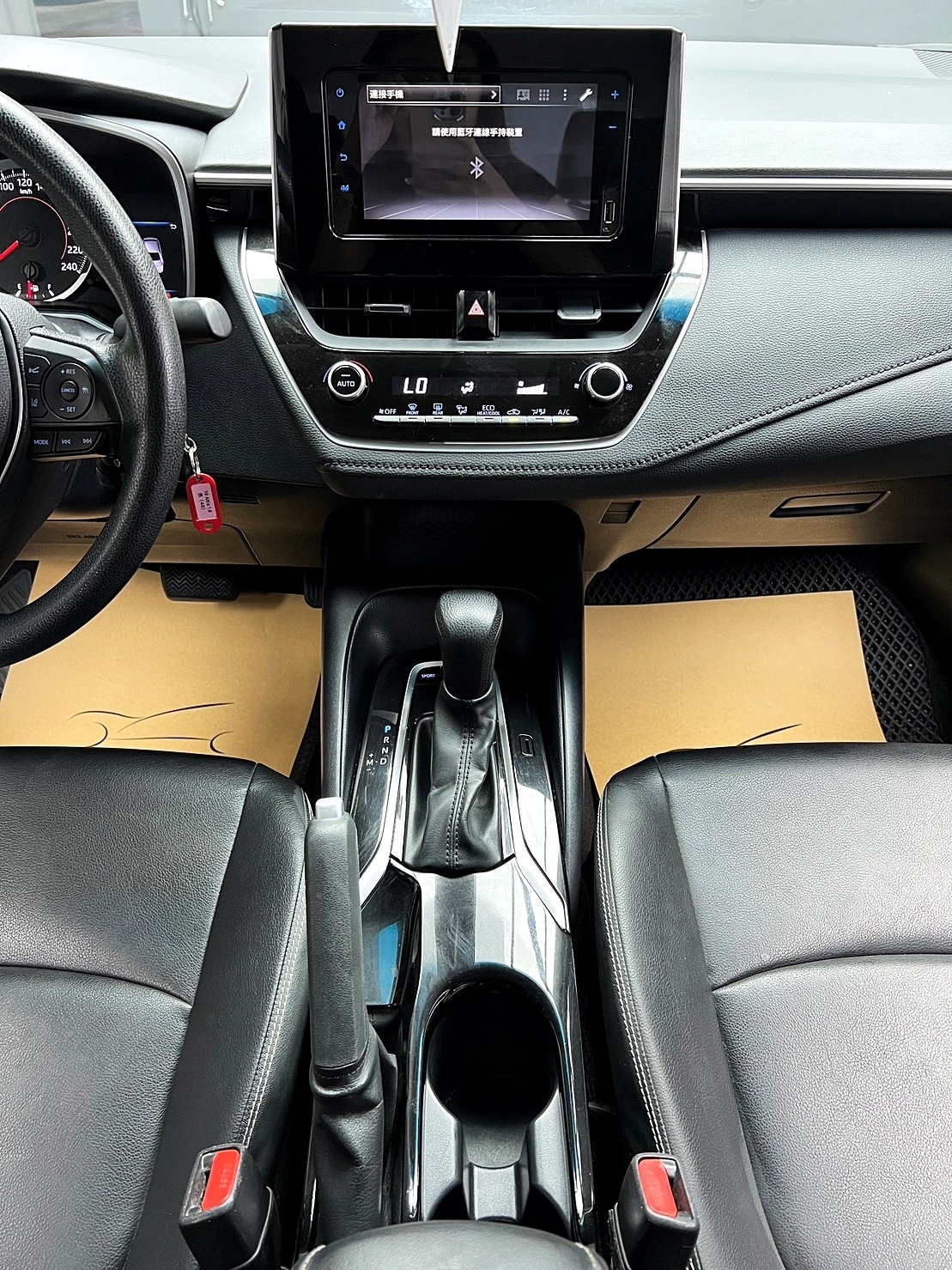 熱銷房車🔥2019 阿提斯 Toyota Corolla Altis 豪華版 ACC跟車 🔥(049)【阿龍中古車 0968-691-205】★父親節特惠好禮雙重奏✔️饗食天堂餐券4張+✔️開運888紅包★  第9張相片