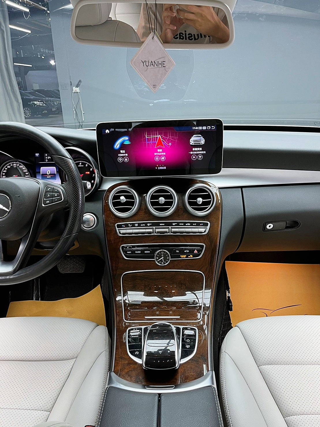 🔥2017 W205 C300 🔥 柏林之音 ACC跟車 環景 (073)【阿龍中古車 0968-691-205】★父親節特惠好禮雙重奏✔️饗食天堂餐券4張+✔️開運888紅包  第5張相片
