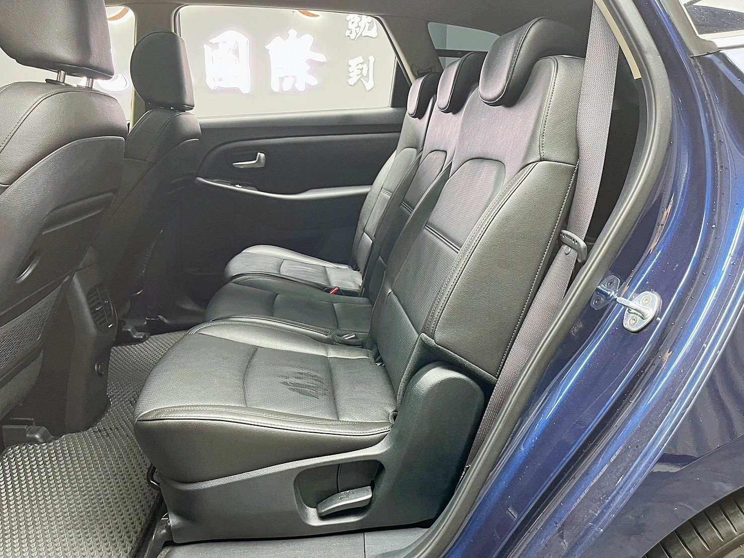 🔥2018 KIA 起亞 Carens 柴油 旗艦版 實惠國產休旅 🔥(225)【阿龍中古車 0968-691-205】★父親節特惠好禮雙重奏✔️饗食天堂餐券4張+✔️開運888紅包★  第5張相片