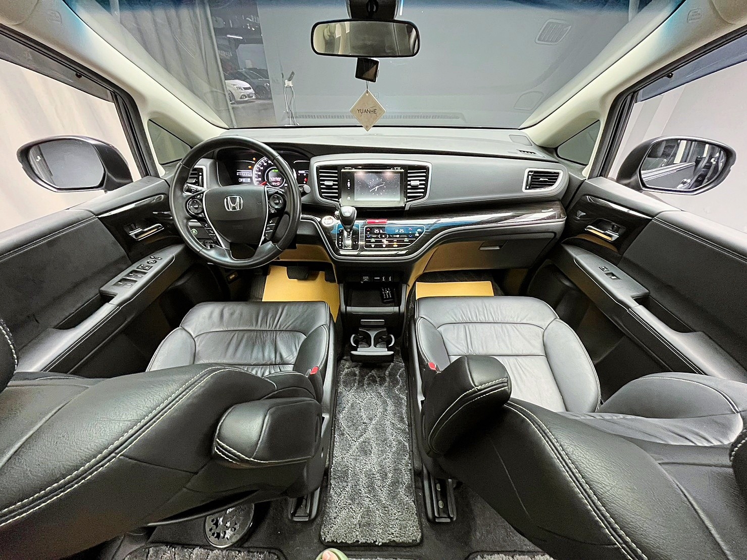 🔥2018 Honda Odyssey Apex 奧德賽 七人座 ACC跟車 雙電滑門 自動停車 環景 天窗🔥(143)【阿龍中古車 0968-691-205】★父親節特惠好禮雙重奏✔️饗食天堂餐券4張+✔️開運888紅包★  第9張相片