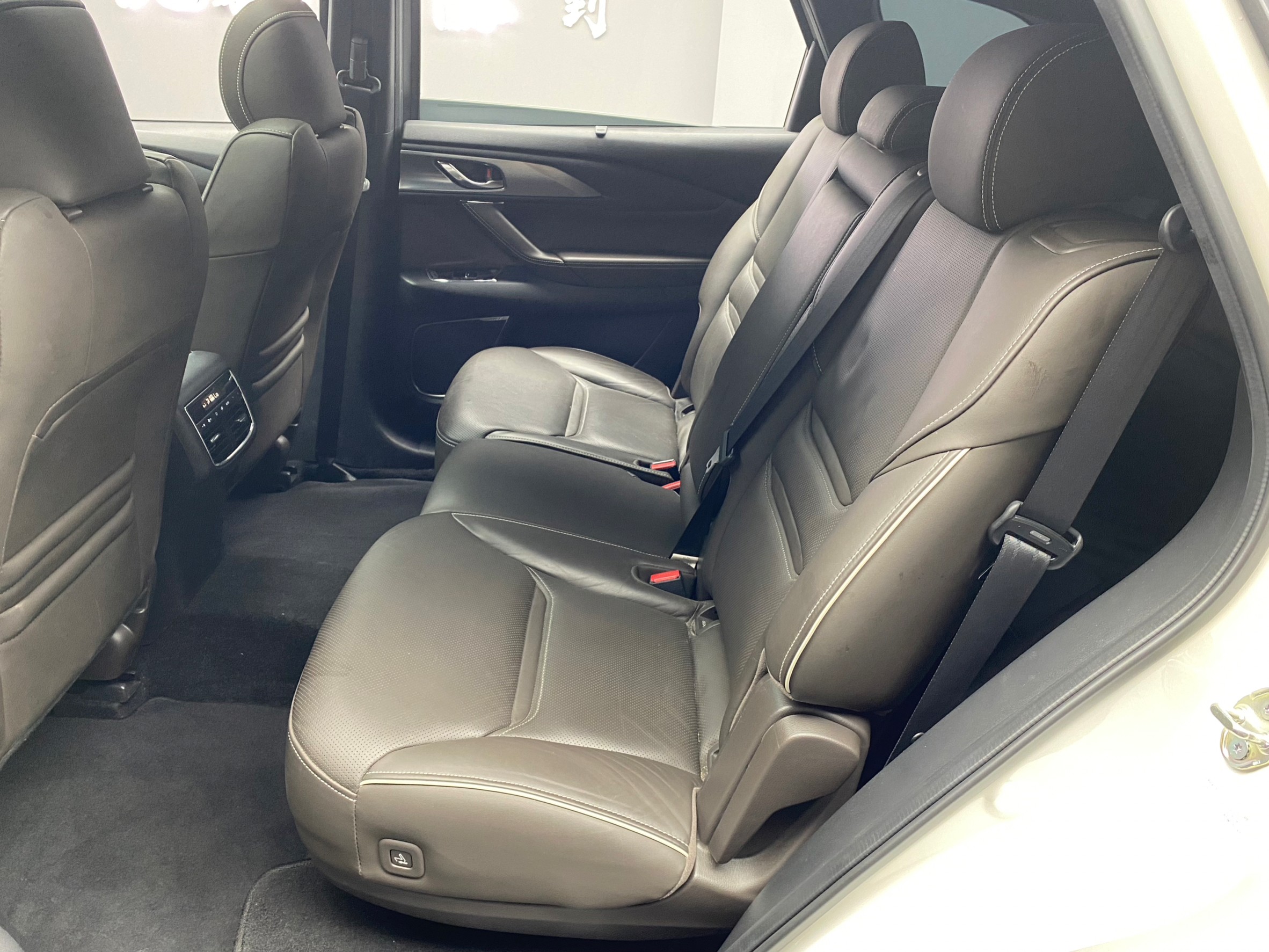 🔥2020 Mazda CX9 AWD 旗艦 七人座 全速域ACC BOSE Nappa座椅 9吋螢幕 御藏棕內室 環景🔥(148)【阿龍中古車 0968-691-205】★父親節特惠好禮雙重奏✔️饗食天堂餐券4張+✔️開運888紅包★  第3張相片
