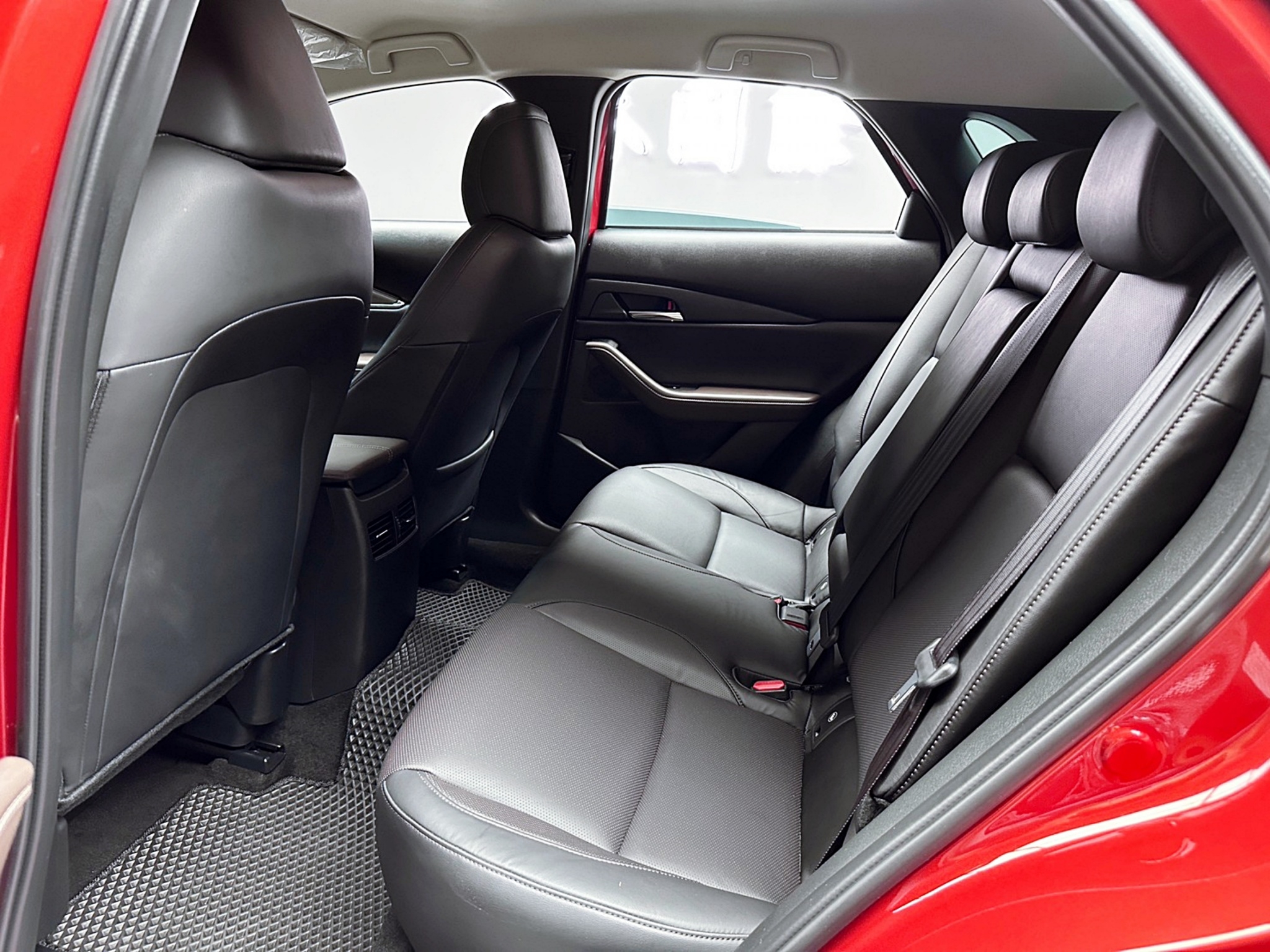 🔥2021 CX30 型動旗艦進化版 魂動 紅 ACC跟車 Bose音響 空力套件 環景 電尾門 新車保固 🔥(255)【阿龍中古車 0968-691-205】★父親節特惠好禮雙重奏✔️饗食天堂餐券4張+✔️開運888紅包★  第2張相片