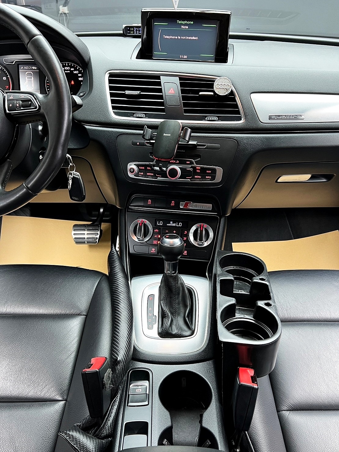 進口小休旅 🔥2013式 Mk1 Audi 奧迪 Q3 2.0 TFSI quattro 四驅 胎壓顯示 🔥(257)【阿龍中古車 0968-691-205】★父親節特惠好禮雙重奏✔️饗食天堂餐券4張+✔️開運888紅包★  第4張相片