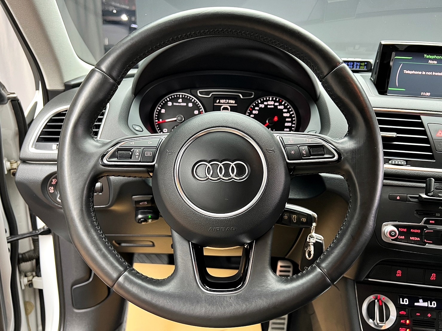進口小休旅 🔥2013式 Mk1 Audi 奧迪 Q3 2.0 TFSI quattro 四驅 胎壓顯示 🔥(257)【阿龍中古車 0968-691-205】★父親節特惠好禮雙重奏✔️饗食天堂餐券4張+✔️開運888紅包★  第5張相片