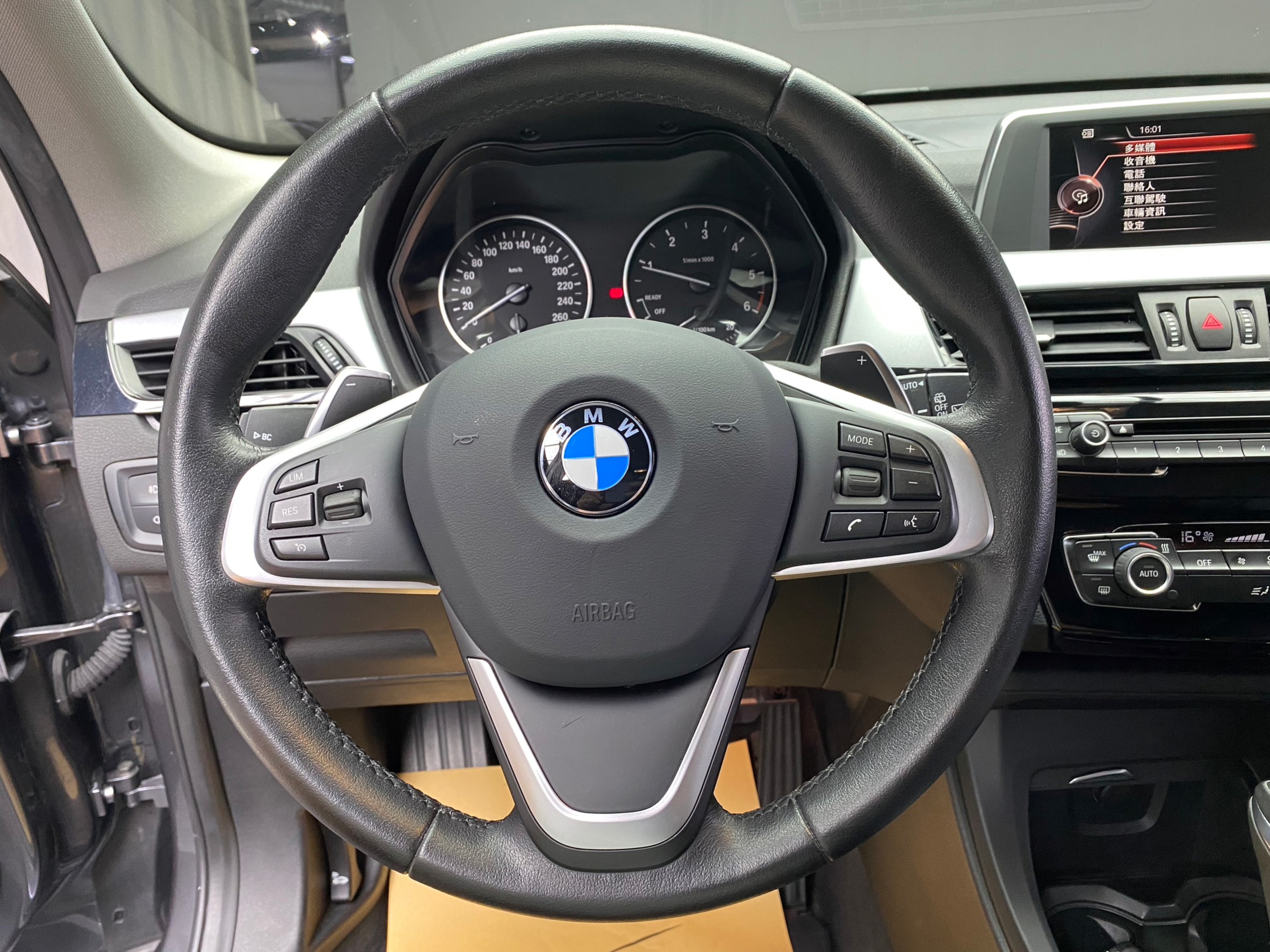 🔥2016 F48 BMW X1 sDrive 18d 柴油 電尾門 🔥(260)【 阿龍中古車 0968-691-205】★父親節特惠好禮雙重奏✔️饗食天堂餐券4張+✔️開運888紅包★  第6張相片