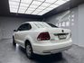 🔥2016 福斯 Vento 1.6 TL 跑少省油 實惠 代步 買菜小車 實跑五萬公里保證 🔥(073)【 阿龍中古車 0968-691-205】★父親節特惠好禮雙重奏✔️饗食天堂餐券4張+✔️開運888紅包★  第5張縮圖