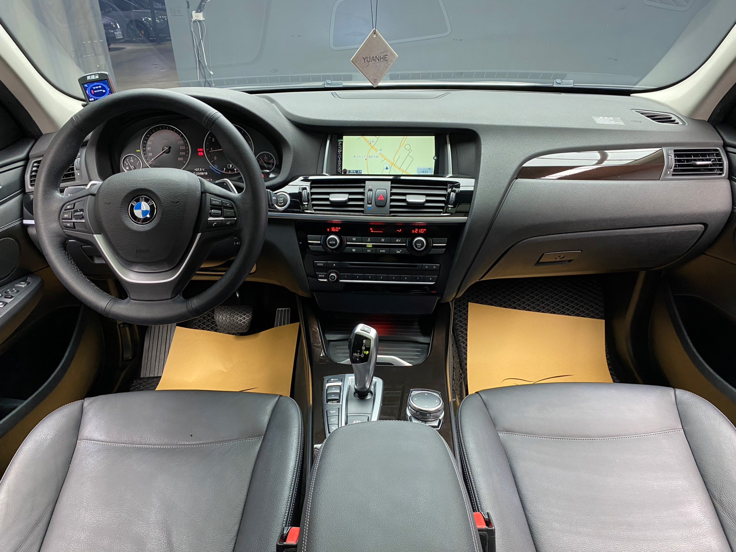🔥2016 F25 BMW X3 xDrive20i 領航版 全景天窗 環景 XLine 外觀套件 🔥(134)【 阿龍中古車 0968-691-205】★父親節特惠好禮雙重奏✔️饗食天堂餐券4張+✔️開運888紅包★  第3張相片