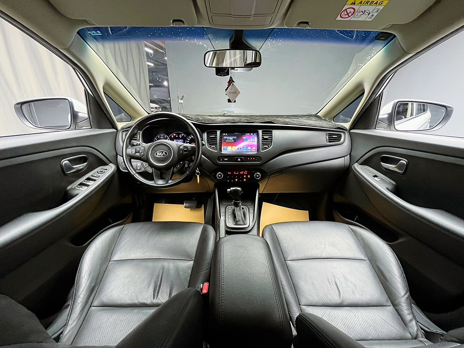 🔥2015 KIA 起亞 Carens 豪華版 🔥(200) 超便宜 國產休旅 【 阿龍中古車 0968-691-205】★父親節特惠好禮雙重奏✔️饗食天堂餐券4張+✔️開運888紅包★  第5張相片