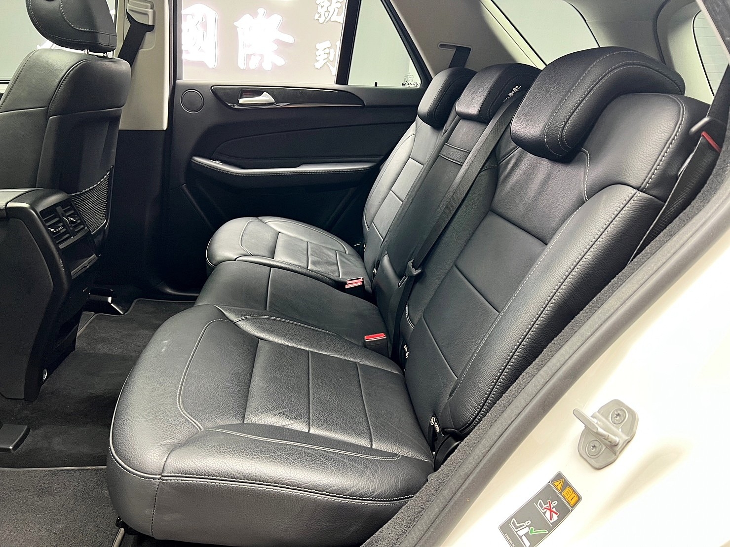 🔥2017 W166 GLE400 4MATIC LUX 環景 電尾門 LED 雙魚眼頭燈 🔥(251)【 阿龍中古車 0968-691-205】★父親節特惠好禮雙重奏✔️饗食天堂餐券4張+✔️開運888紅包★  第3張相片