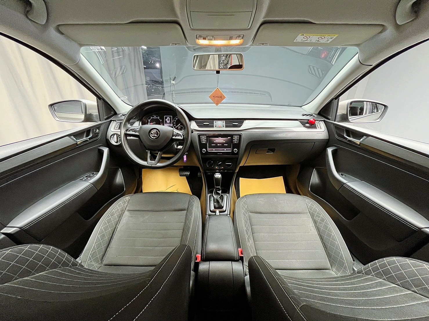 🔥2019 Skoda Rapid 🔥低里程❗️年份新❗️超省油❗️(257)【 阿龍中古車 0968-691-205】★父親節特惠倒數中✔️饗食天堂餐券4張+✔️開運888紅包★  第4張相片