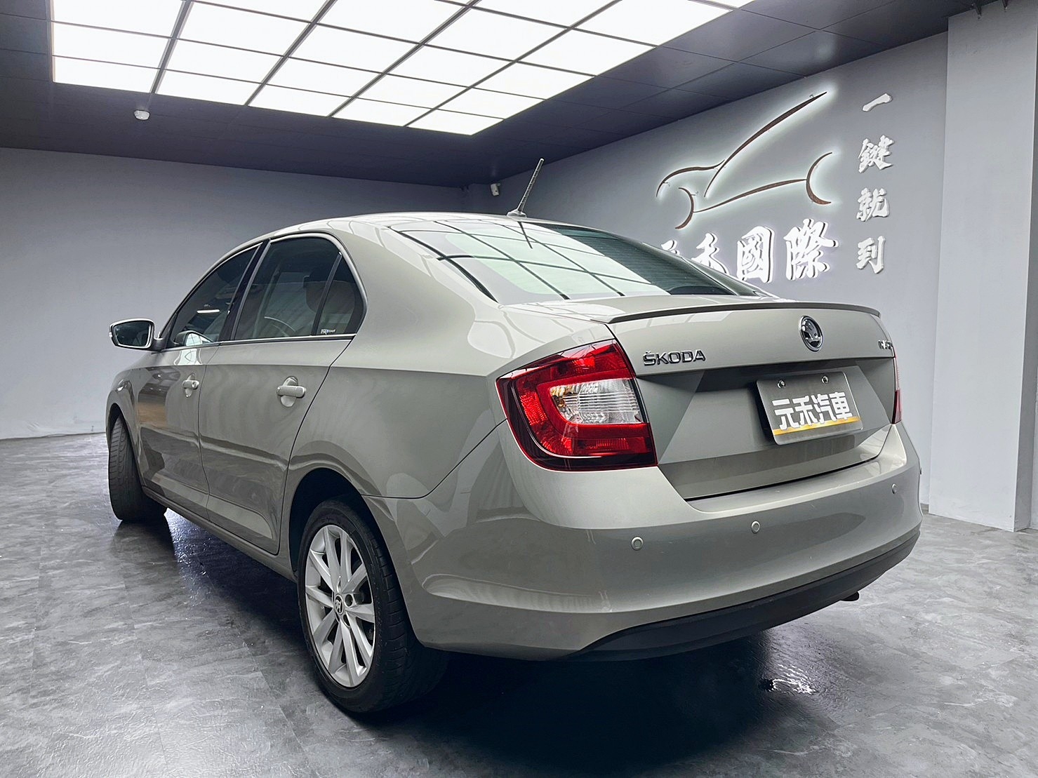 🔥2019 Skoda Rapid 🔥低里程❗️年份新❗️超省油❗️(257)【 阿龍中古車 0968-691-205】★父親節特惠倒數中✔️饗食天堂餐券4張+✔️開運888紅包★  第9張相片