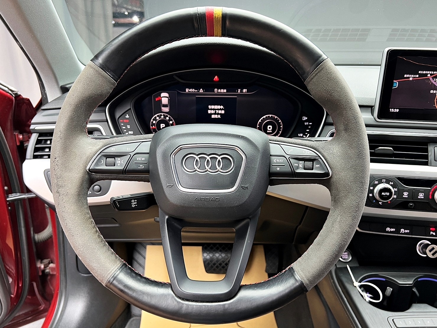 🔥 2017式 B9 Audi A4 Luxury 數位儀表 氣氛燈 RS前包圍 🔥(256)【 阿龍中古車 0968-691-205】★父親節特惠倒數中✔️饗食天堂餐券4張+✔️開運888紅包★  第5張相片