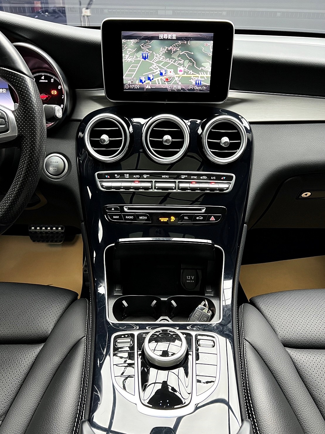 🔥2018式 X253 GLC250 AMG 夜色套件 柏林之音 🔥(141)【 阿龍中古車 0968-691-205】★父親節特惠倒數中✔️饗食天堂餐券4張+✔️開運888紅包★  第2張相片