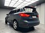 🔥2017 F46 BMW 218i GT 七人座 5AS 駕駛輔助 218GT 🔥136【 阿龍中古車 0968-691-205】★父親節特惠最後一天✔️饗食天堂餐券4張+✔️開運888紅包★  第3張縮圖