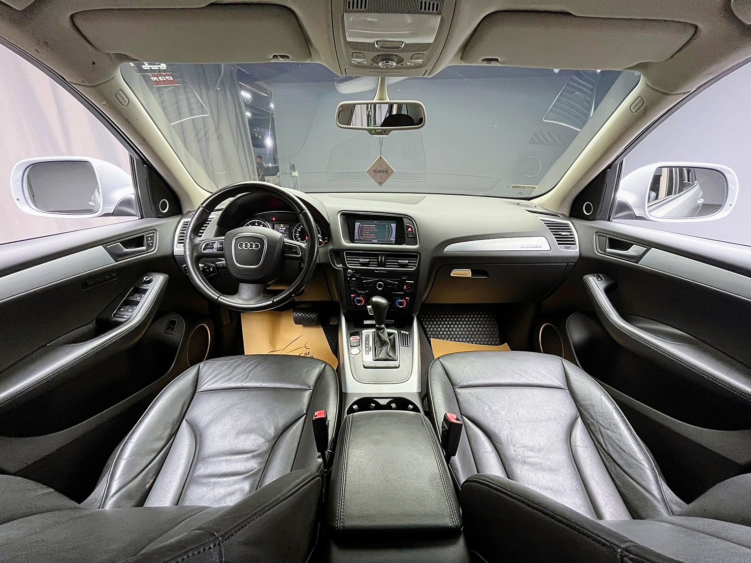 🔥 2012式 AUDI 奧迪 Q5 全景天窗 電尾門 B&O音響 🔥(125)【 阿龍中古車 0968-691-205】  第3張相片