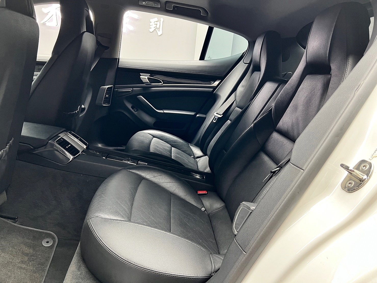 🔥2010 保時捷 帕拉梅拉 Porsche Panamera V6 冷熱通風椅 🔥(034)【 阿龍中古車 0968-691-205】  第2張相片