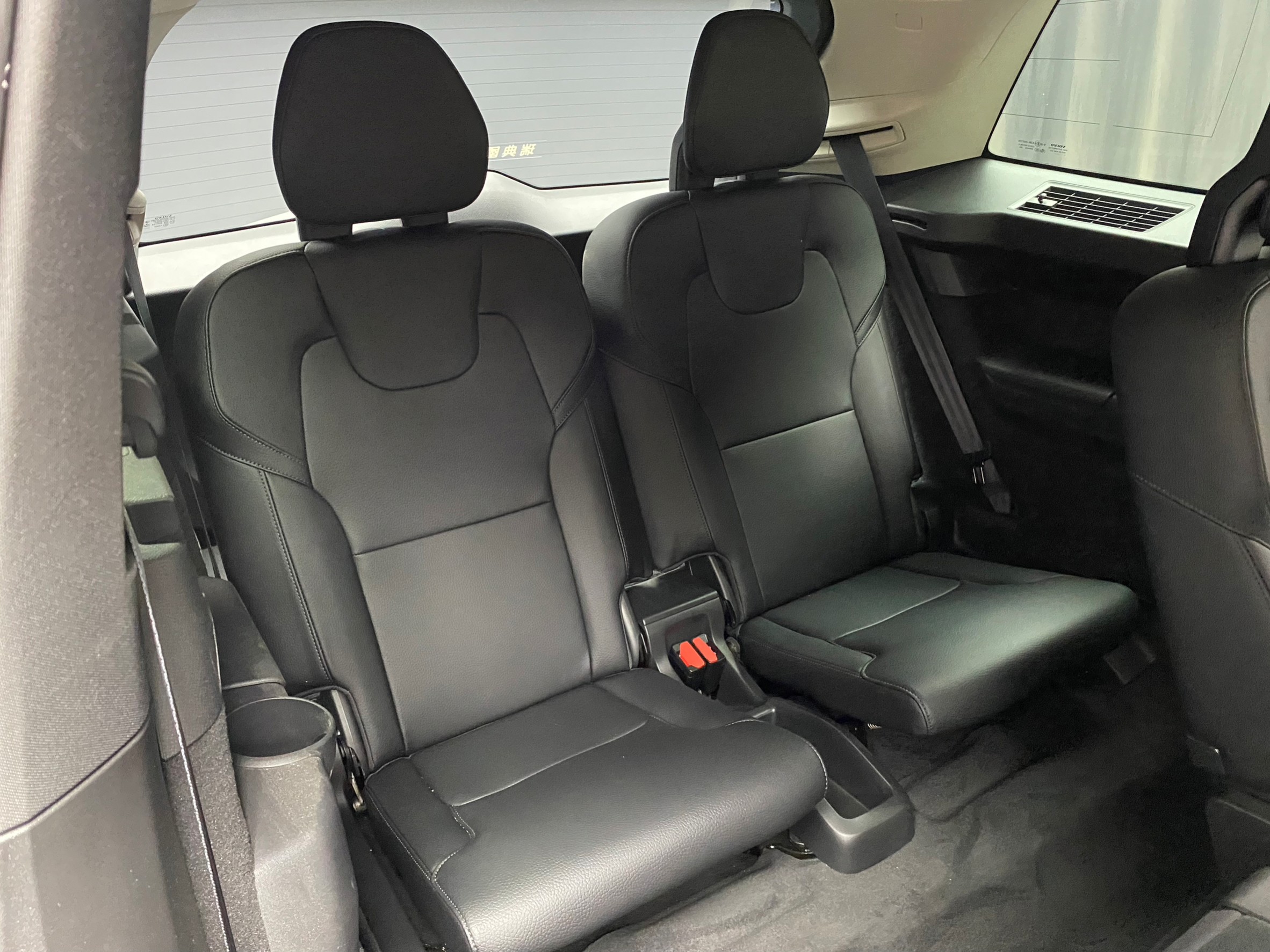 🔥2018 XC90 D5 Momentum 柴油 七人座 數位儀表 跟車 低里程 🔥(128)【 阿龍中古車 0968-691-205】  第3張相片