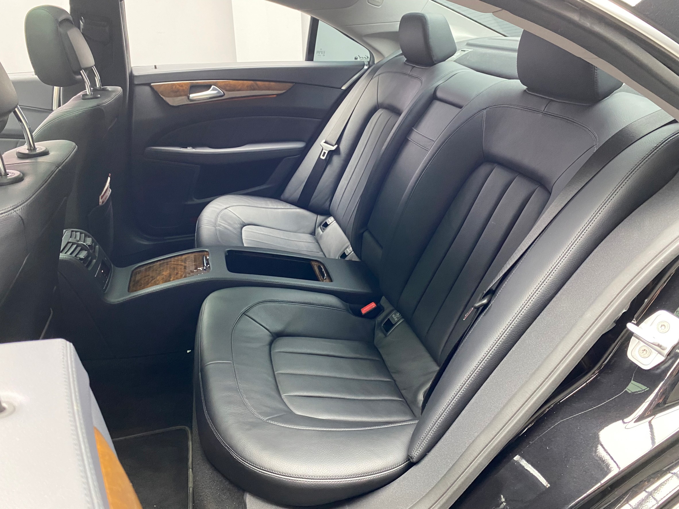 🔥2012 C218 BENZ CLS350 AMG V6 300匹馬力 全車鋁合金化轎跑 🔥(246)【 阿龍中古車 0968-691-205】元禾國際 新北最大車庫 實車實價 認證車  第2張相片