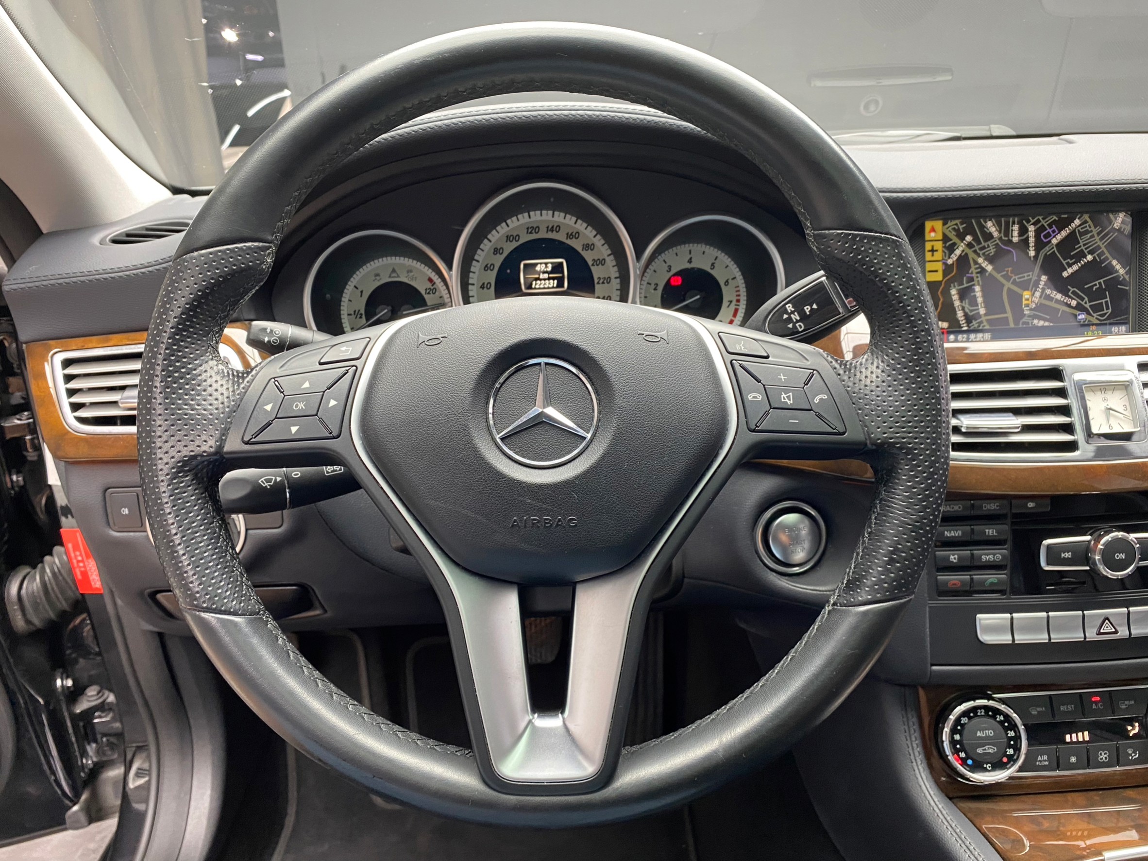 🔥2012 C218 BENZ CLS350 AMG V6 300匹馬力 全車鋁合金化轎跑 🔥(246)【 阿龍中古車 0968-691-205】元禾國際 新北最大車庫 實車實價 認證車  第4張相片