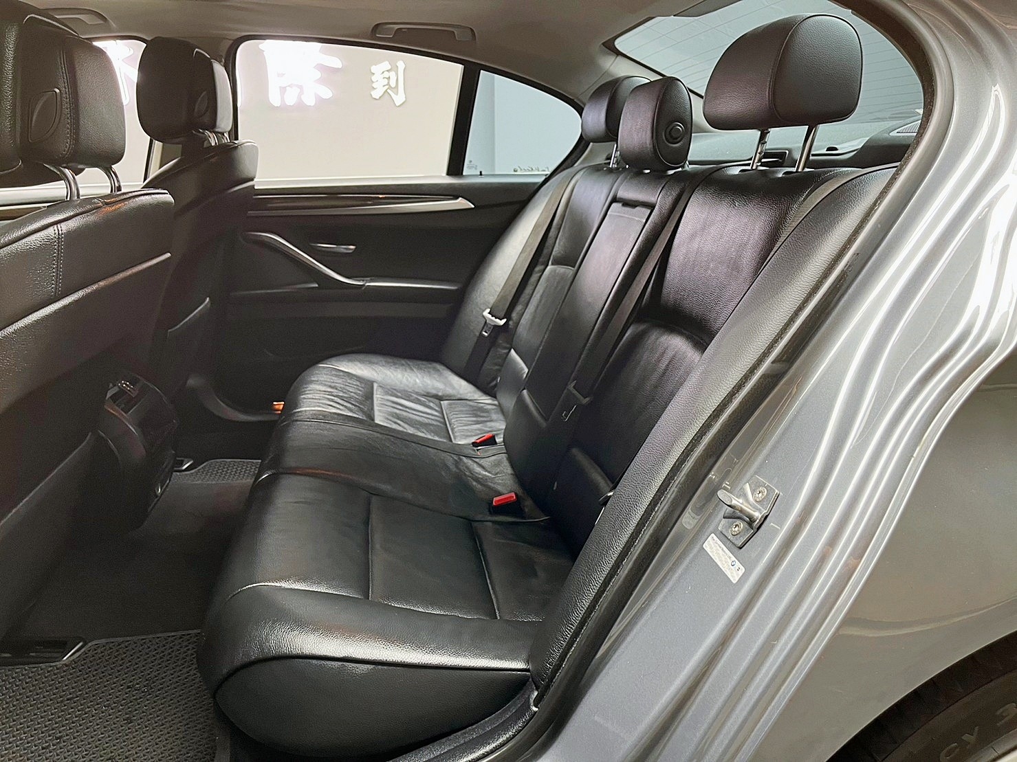 入門豪華房車🔥2010 F10 BMW 523i 天窗 免鑰匙 🔥(014)【 阿龍中古車 0968-691-205】元禾國際 新北最大車庫 實車實價 認證車  第9張相片