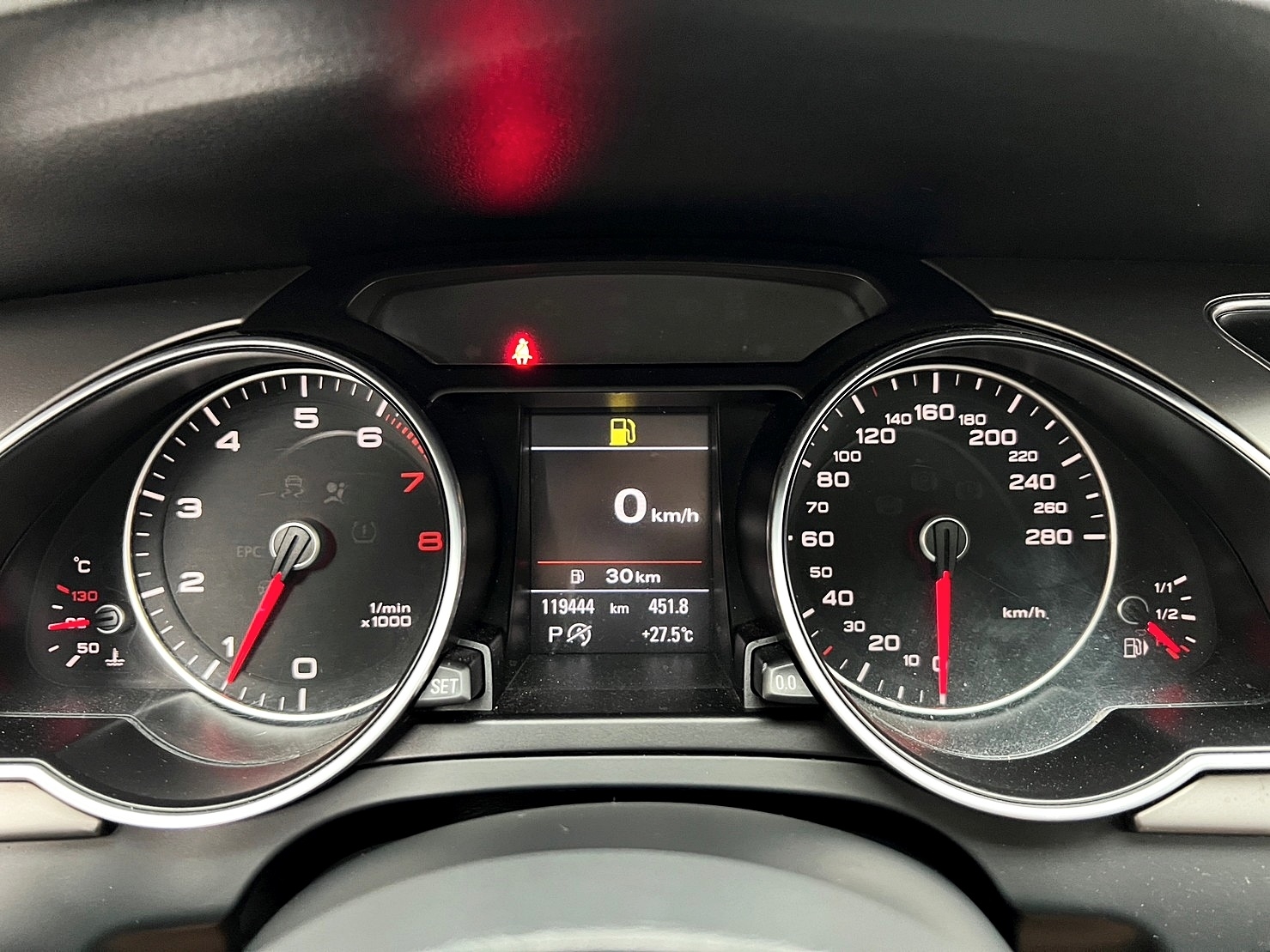 🔥2013 奧迪 AUDI A5 Sportback 2.0 TFSI quattro 五門 四驅 斜背 🔥(006)【 阿龍中古車 0968-691-205】元禾國際 新北最大車庫 實車實價 認證車  第6張相片
